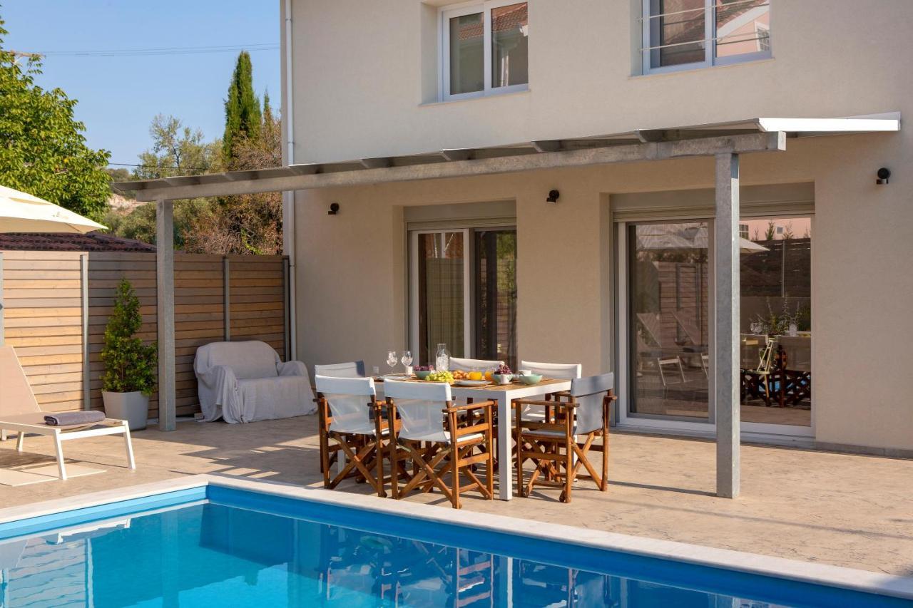 Grappolo Lefkada Villas - Vilana ideal for families&small groups Apolpaina Exterior foto