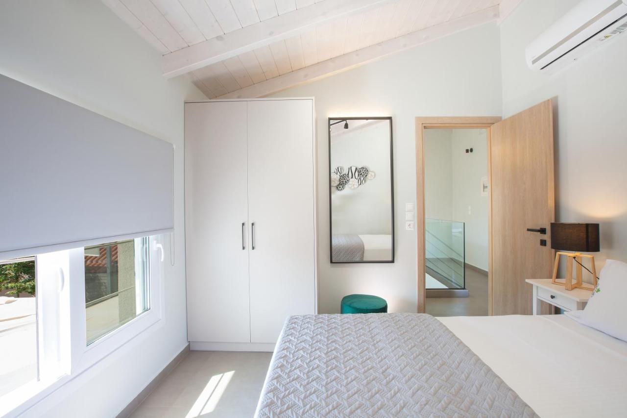 Grappolo Lefkada Villas - Vilana ideal for families&small groups Apolpaina Exterior foto